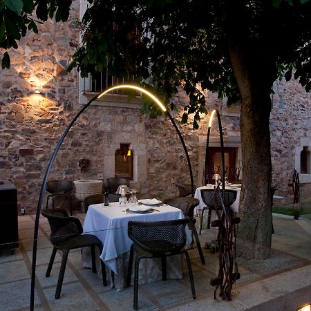 Parador De Caces Kültér fotó