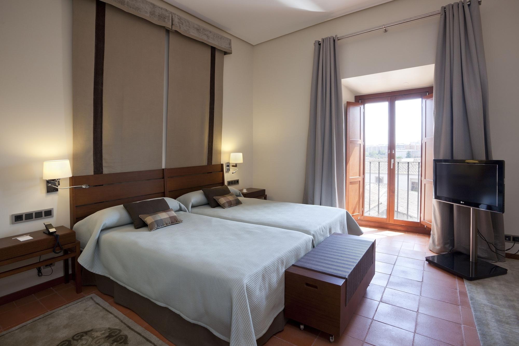 Parador De Caces Kültér fotó