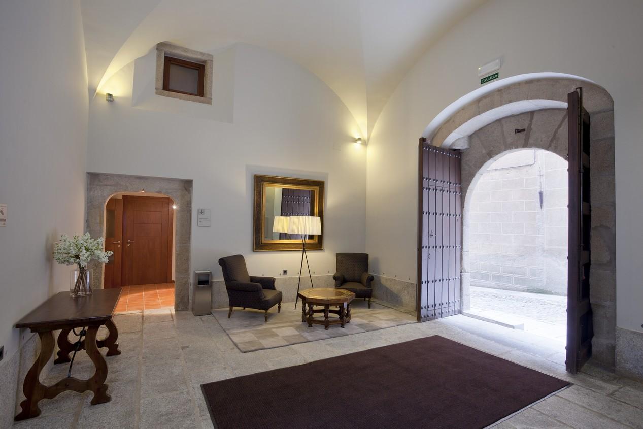 Parador De Caces Kültér fotó