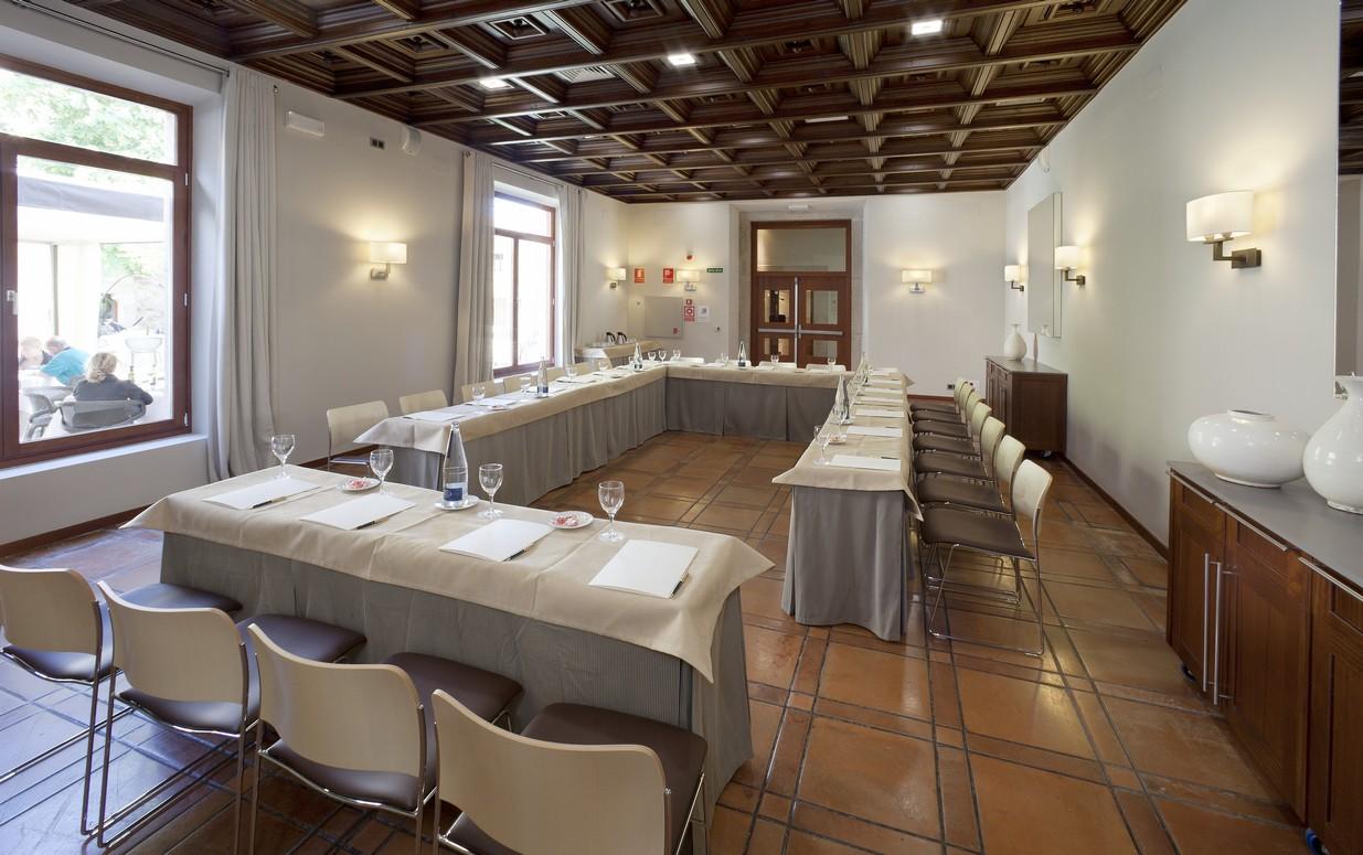 Parador De Caces Kültér fotó
