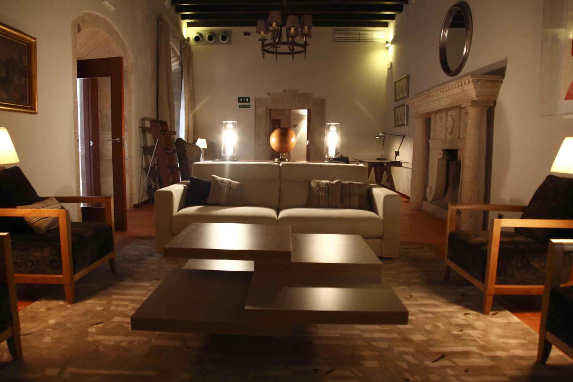 Parador De Caces Kültér fotó