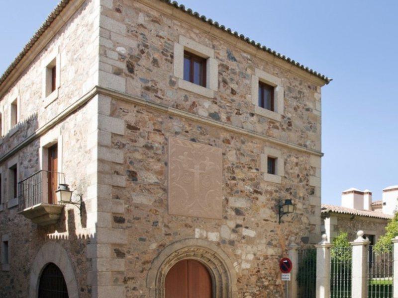 Parador De Caces Kültér fotó