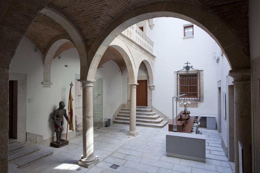 Parador De Caces Kültér fotó